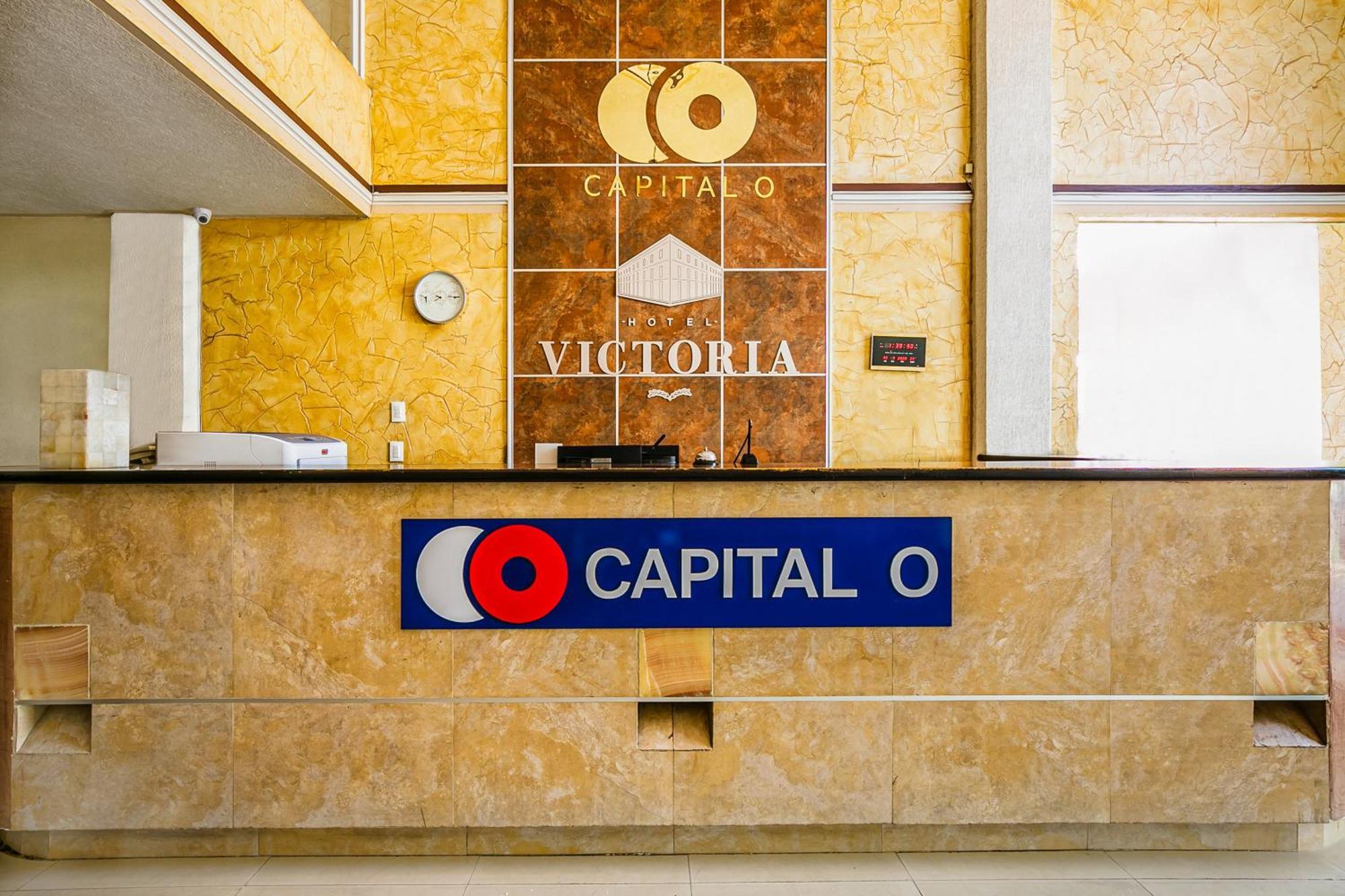 Capital O Hotel Victoria Морелия Экстерьер фото